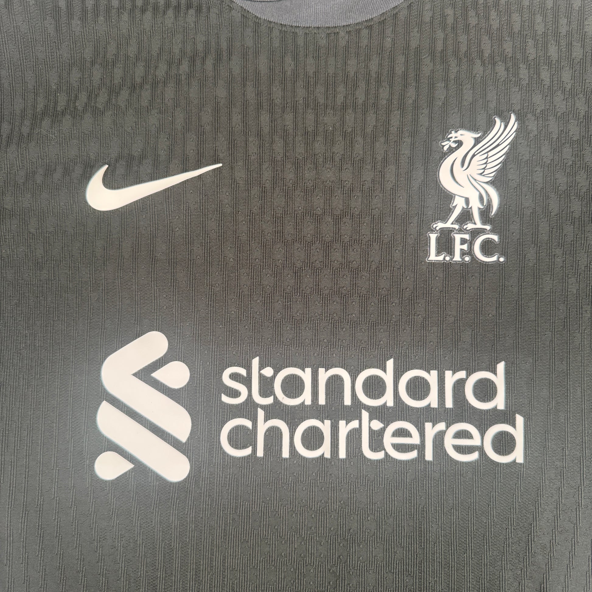 Liverpool 2024/2025 Away Dri-Fit ADV Football Shirt Small – Football Shirt Kingdom