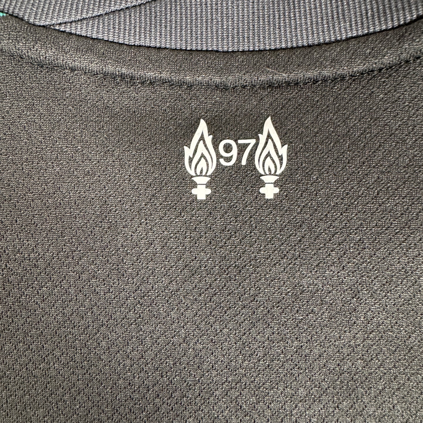 Liverpool 2024/2025 Away Football Shirt Womens Small – Football Shirt Kingdom