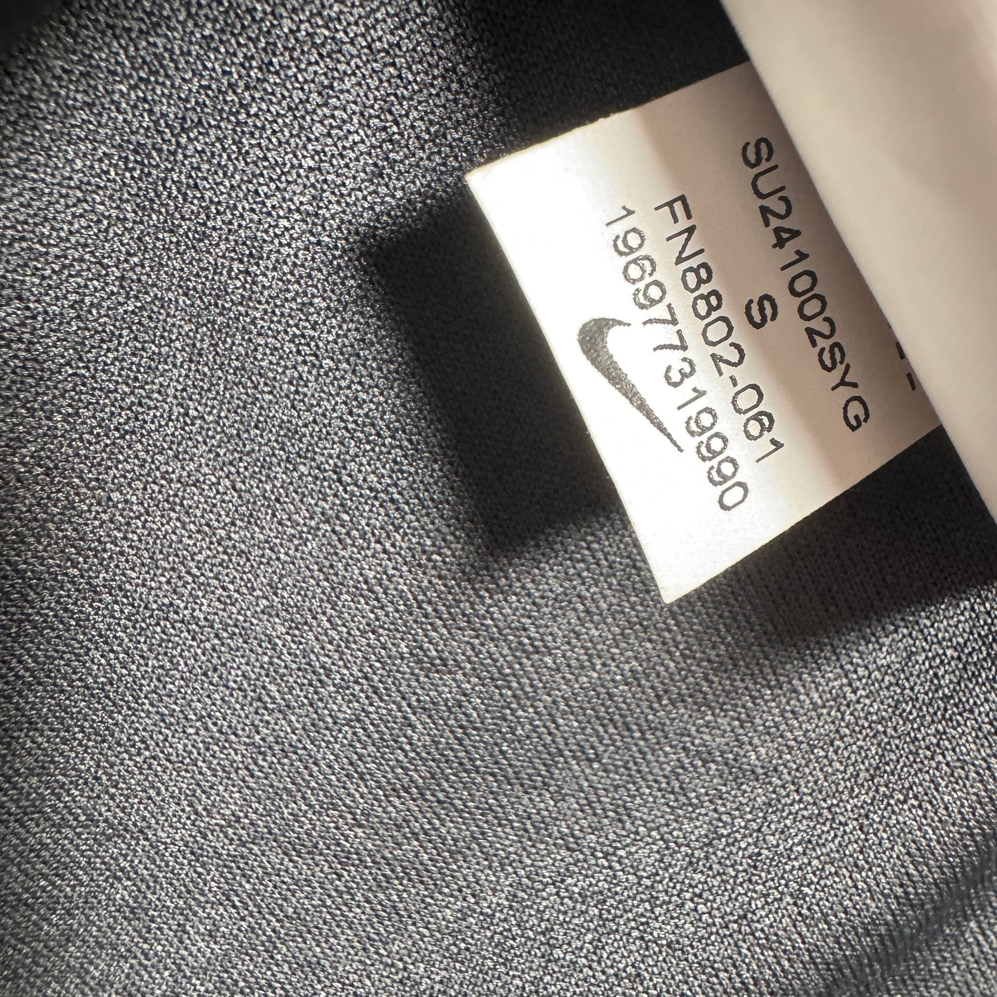 Liverpool 2024/2025 Goalkeeper Football Shirt Small – Football Shirt Kingdom