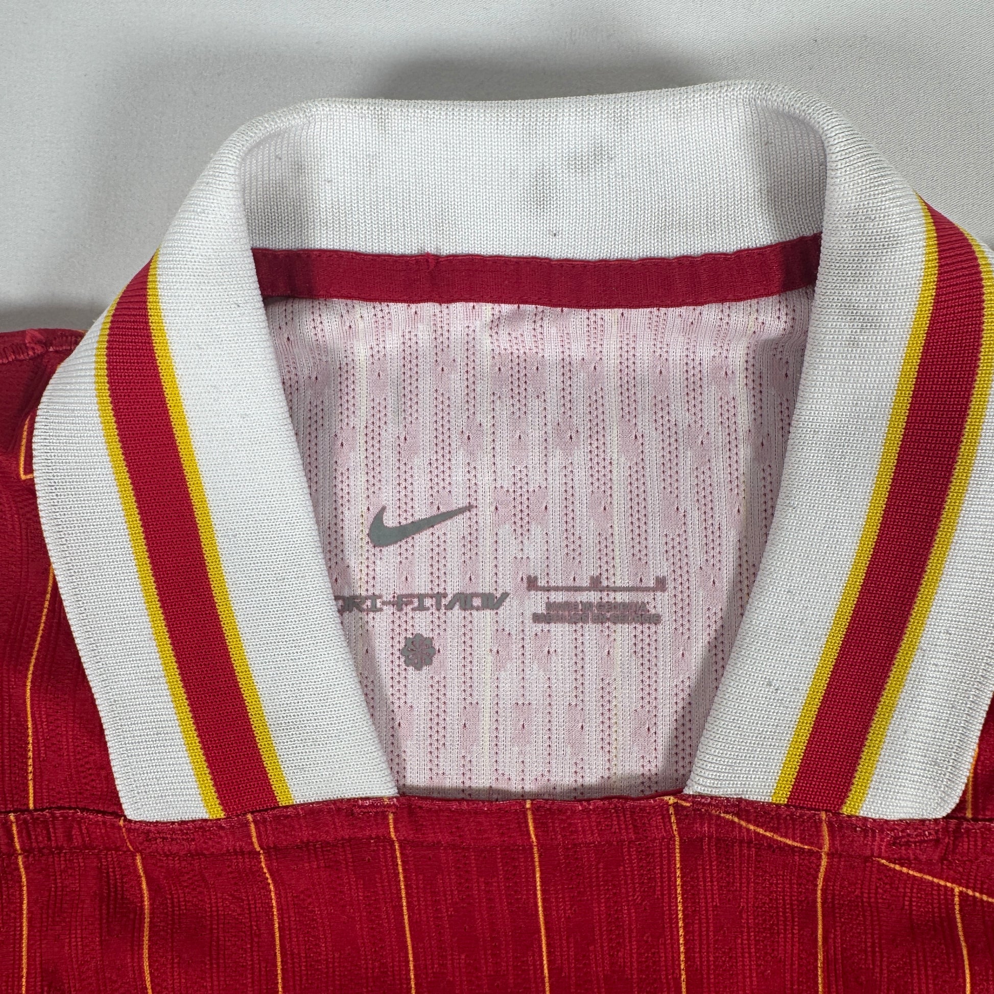 Liverpool 2024/2025 Home Dri-FIT ADV Football Shirt Medium – Football Shirt Kingdom