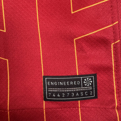 Liverpool 2024/2025 Home Football Shirt Medium