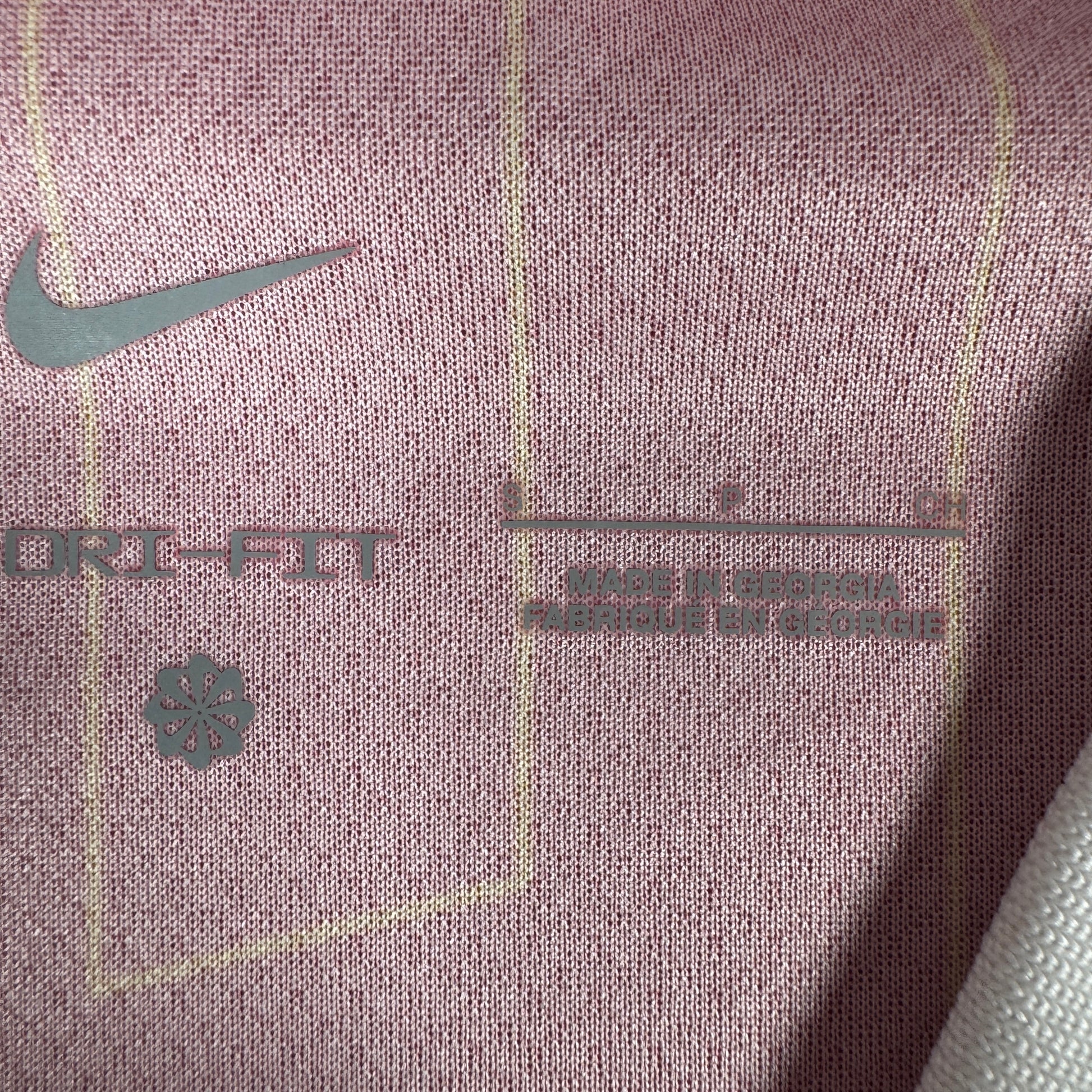 Liverpool 2024/2025 Home Football Shirt Small – Football Shirt Kingdom