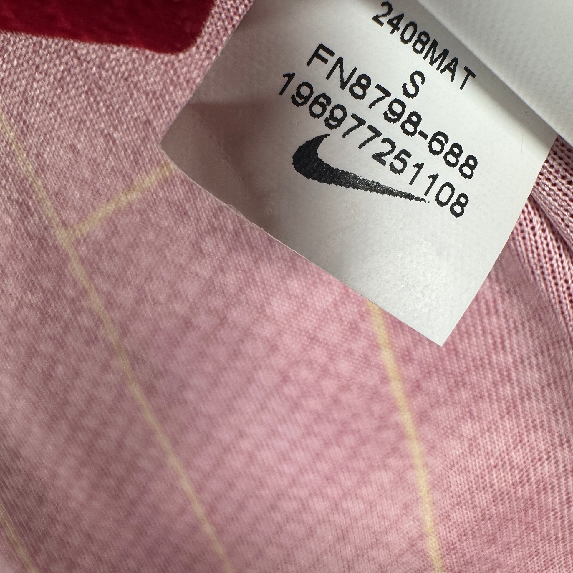 Liverpool 2024/2025 Home Football Shirt Small – Football Shirt Kingdom