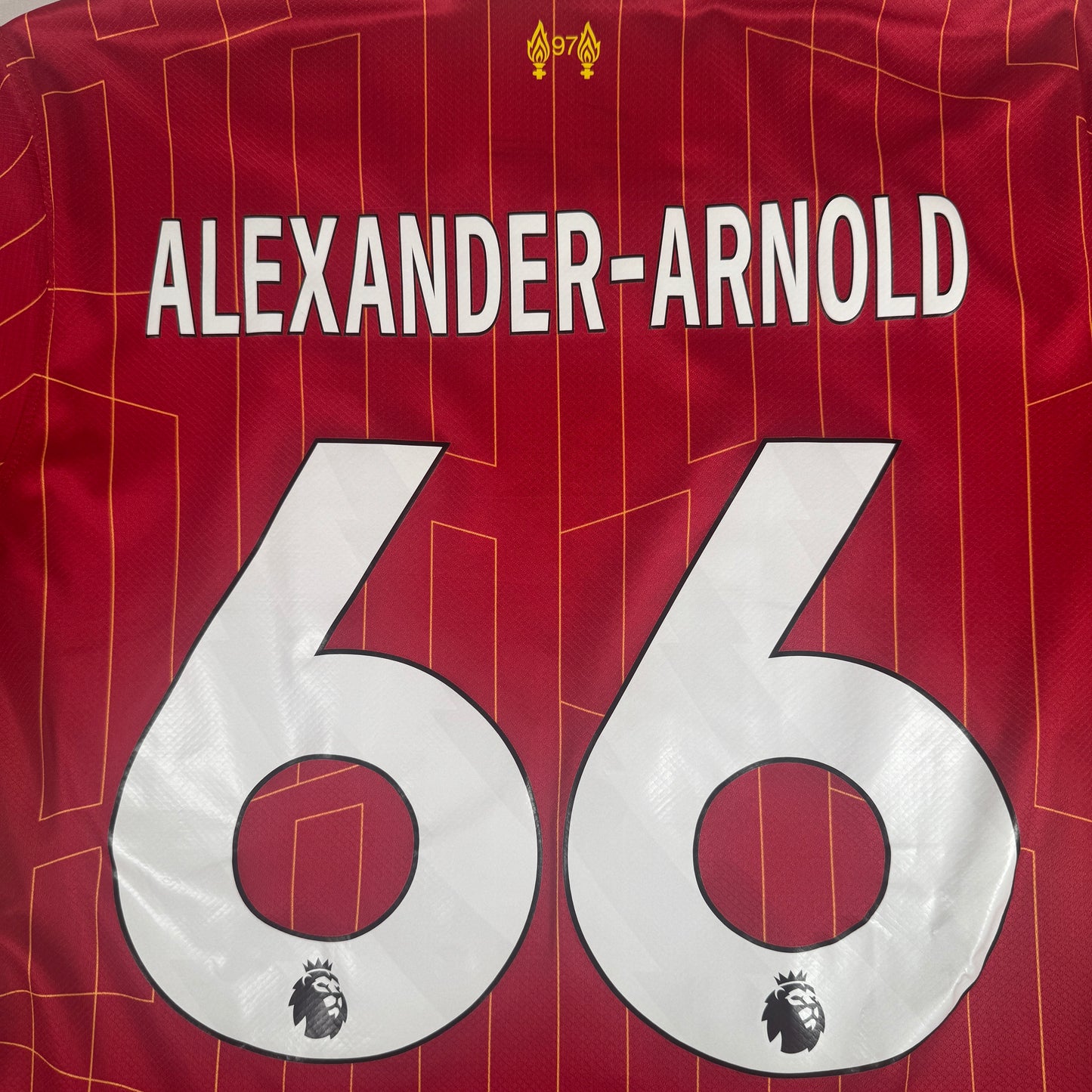 ALEXANDER-ARNOLD 66 Liverpool 2024/2025 Home Football Shirt XL – Football Shirt Kingdom