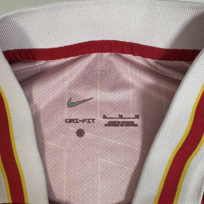 Liverpool 2024/2025 Home Football Shirt XL