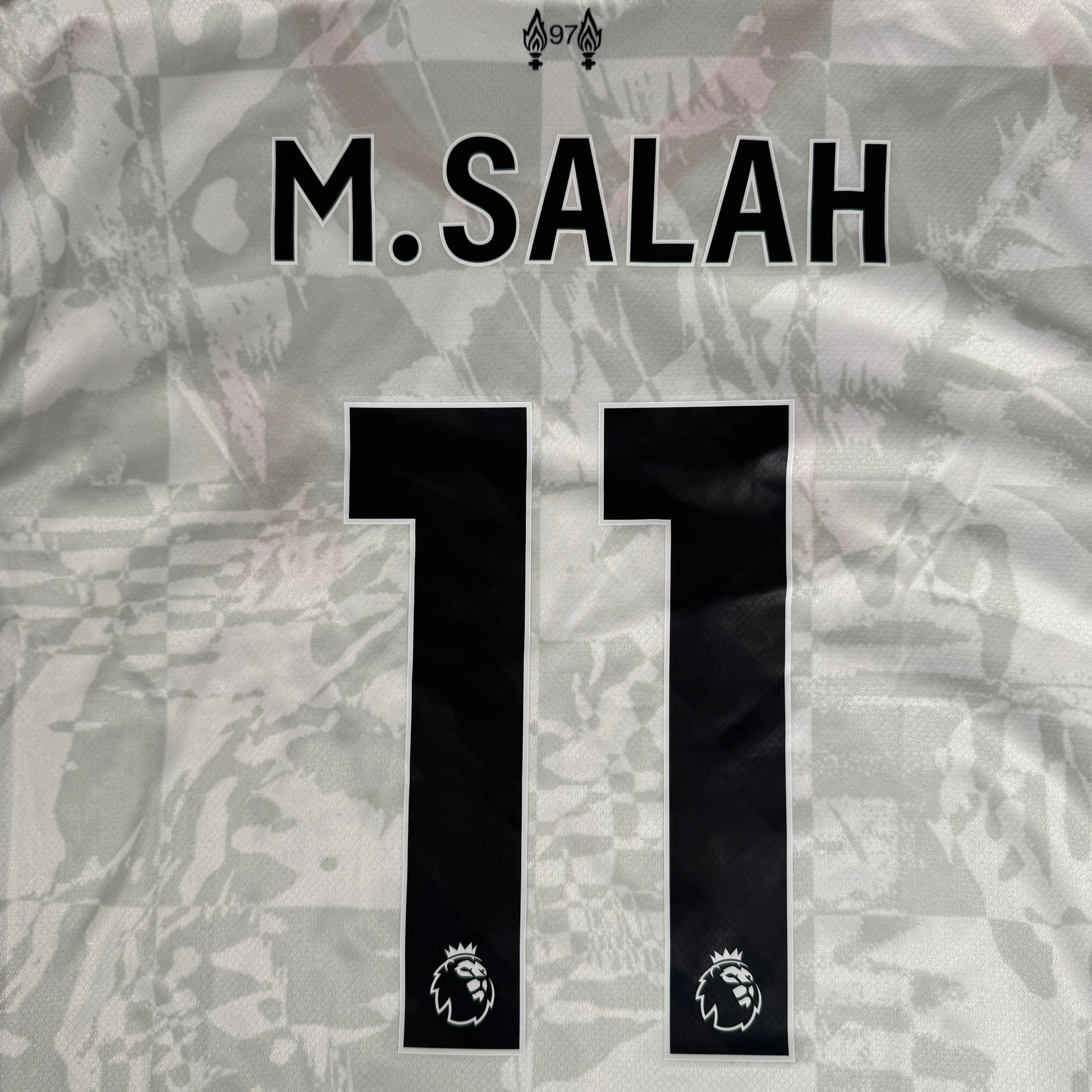 M. SALAH 11 Liverpool 2024/2025 Third Football Shirt XL – Football Shirt Kingdom