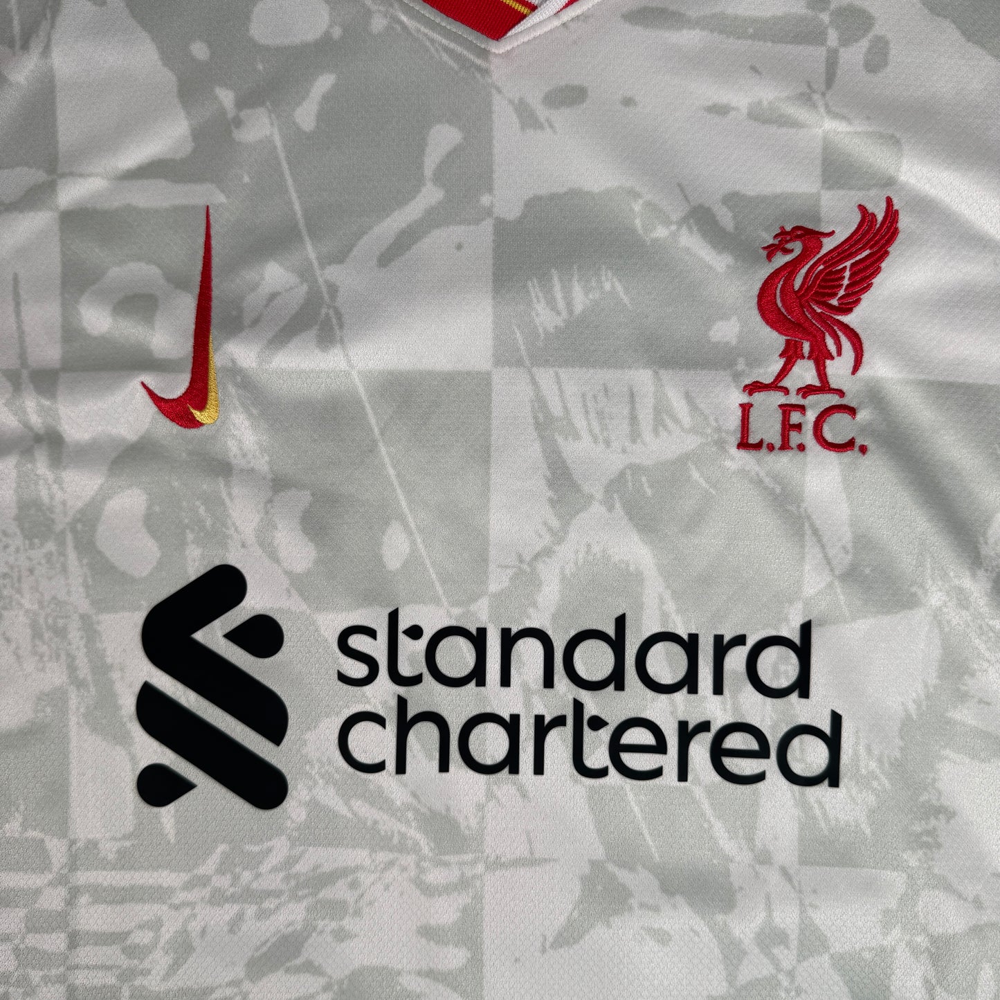 M. SALAH 11 Liverpool 2024/2025 Third Football Shirt XL – Football Shirt Kingdom