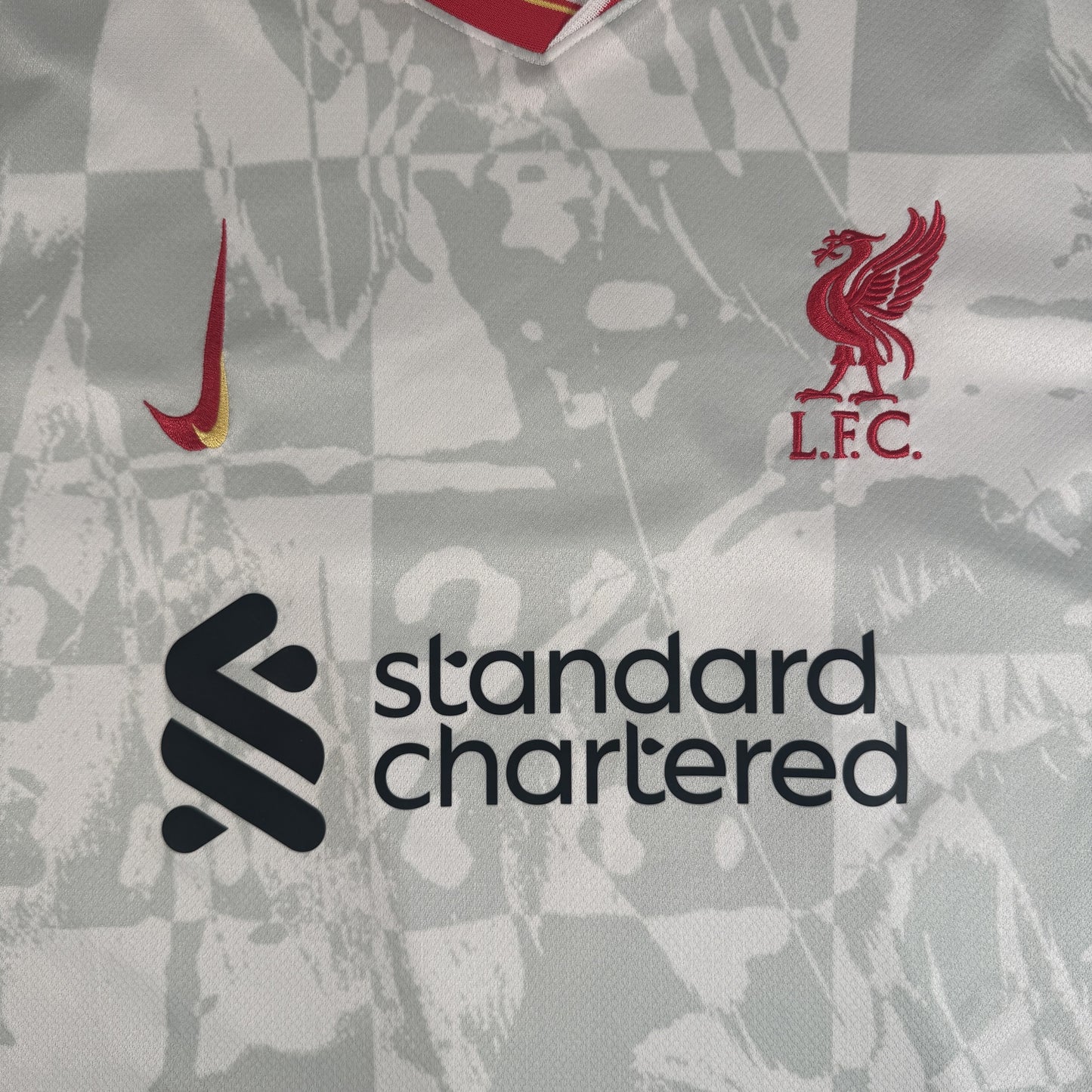 Liverpool 2024/2025 Third Football Shirt XL
