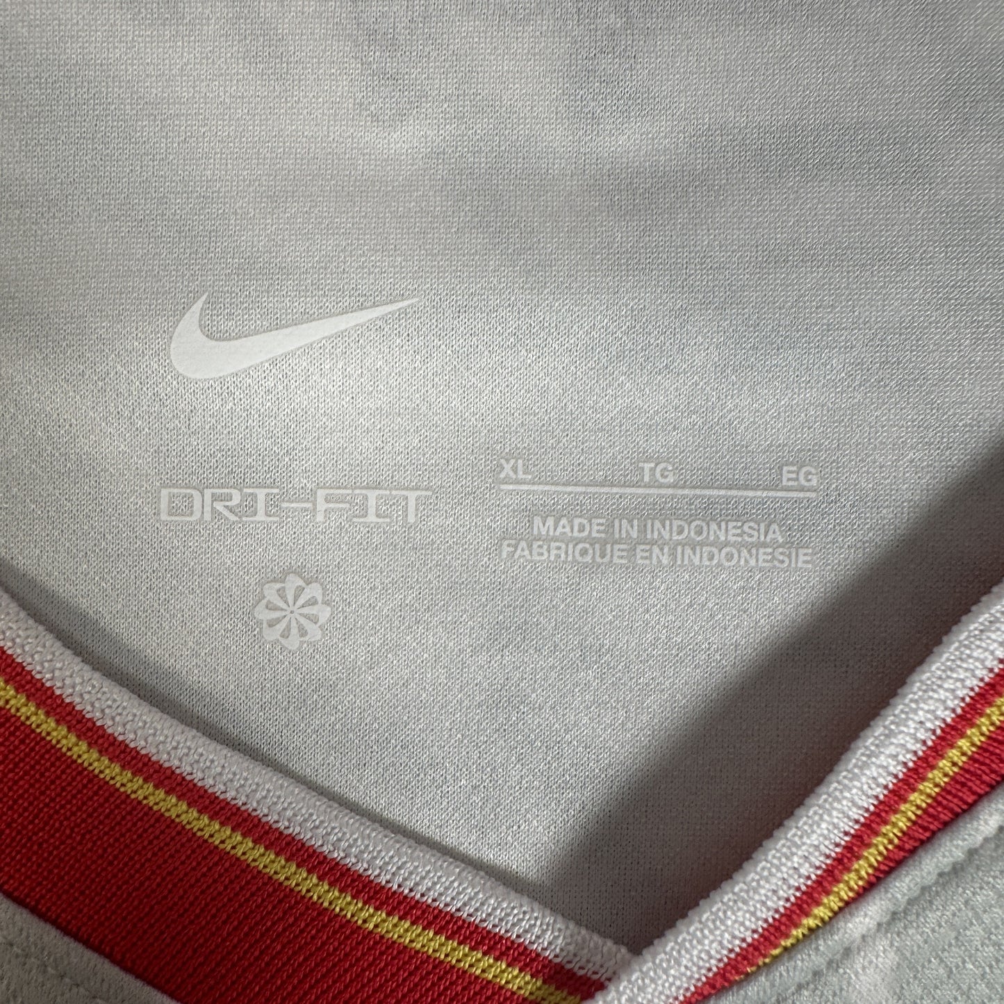 Liverpool 2024/2025 Third Football Shirt XL