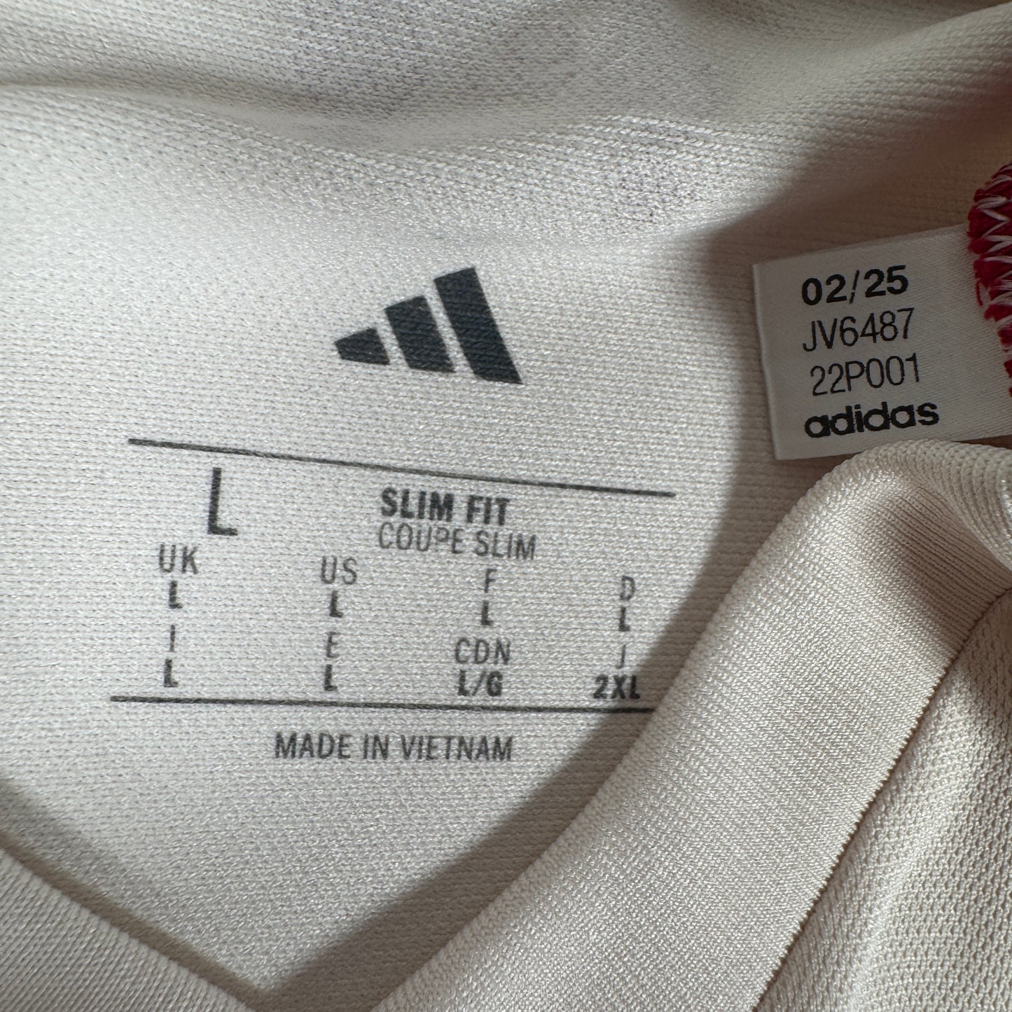 Liverpool 2025/2026 Away Football Shirt Large – Football Shirt Kingdom