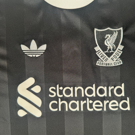 Liverpool 2025/2026 Goalkeeper Football Shirt 2XL – Football Shirt Kingdom