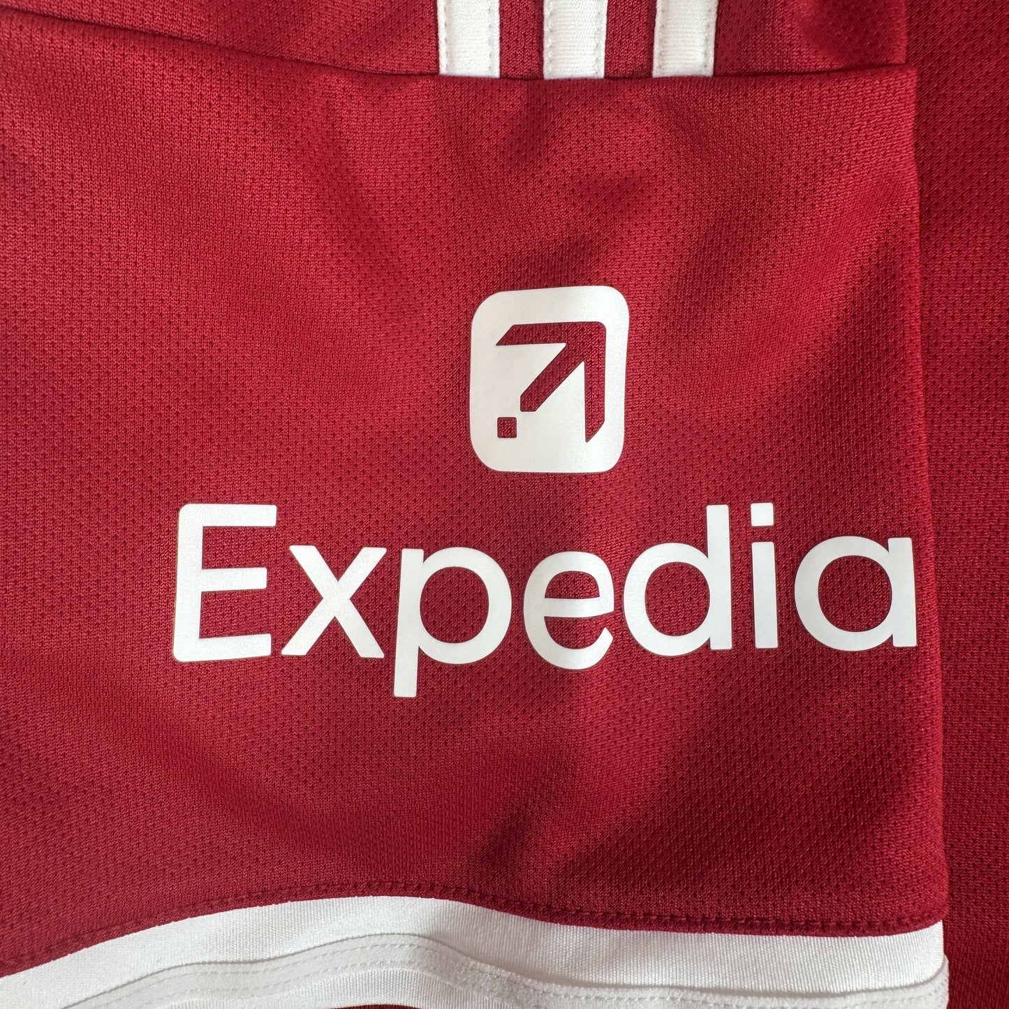 Liverpool 2025/2026 Home Football Shirt XL