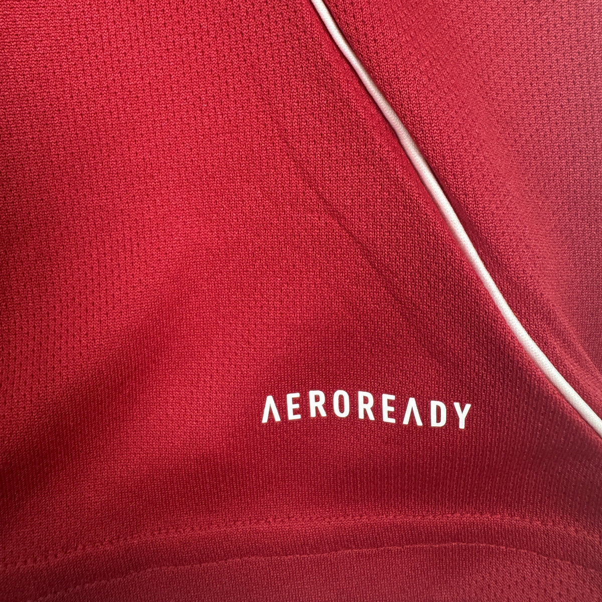 Liverpool 2025/2026 Home Football Shirt XL BNWT