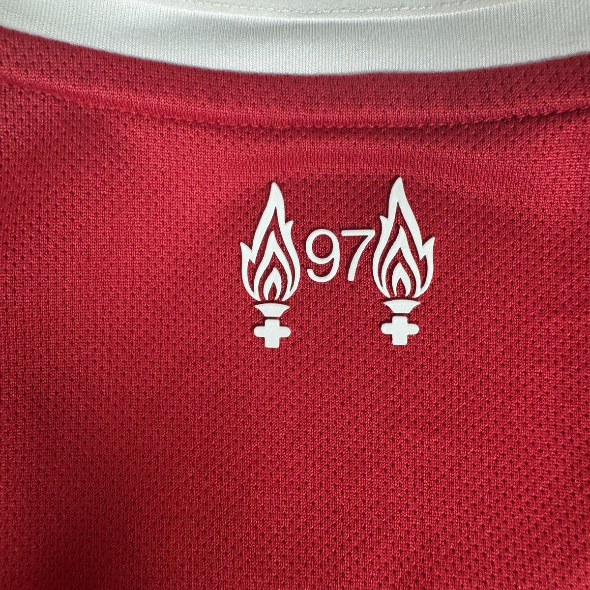 Liverpool 2025/2026 Home Football Shirt XXL