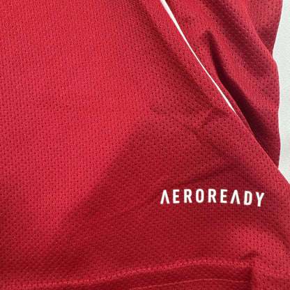 Liverpool 2025/2026 home football shirt, size XXL