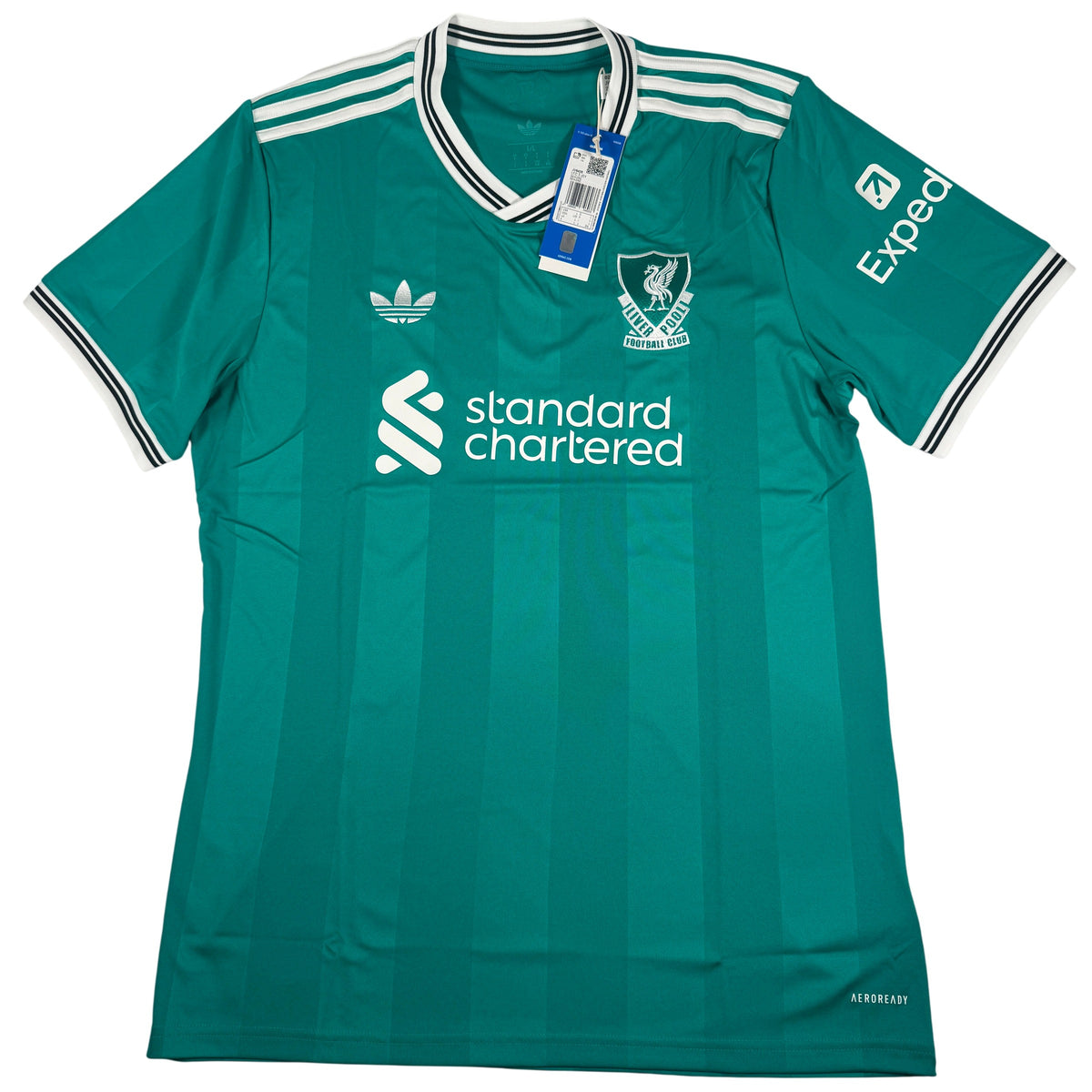 Front of Liverpool 2025/2026 third football shirt, size Large