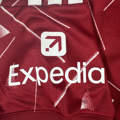 Liverpool 2026/2027 home football shirt, size XL