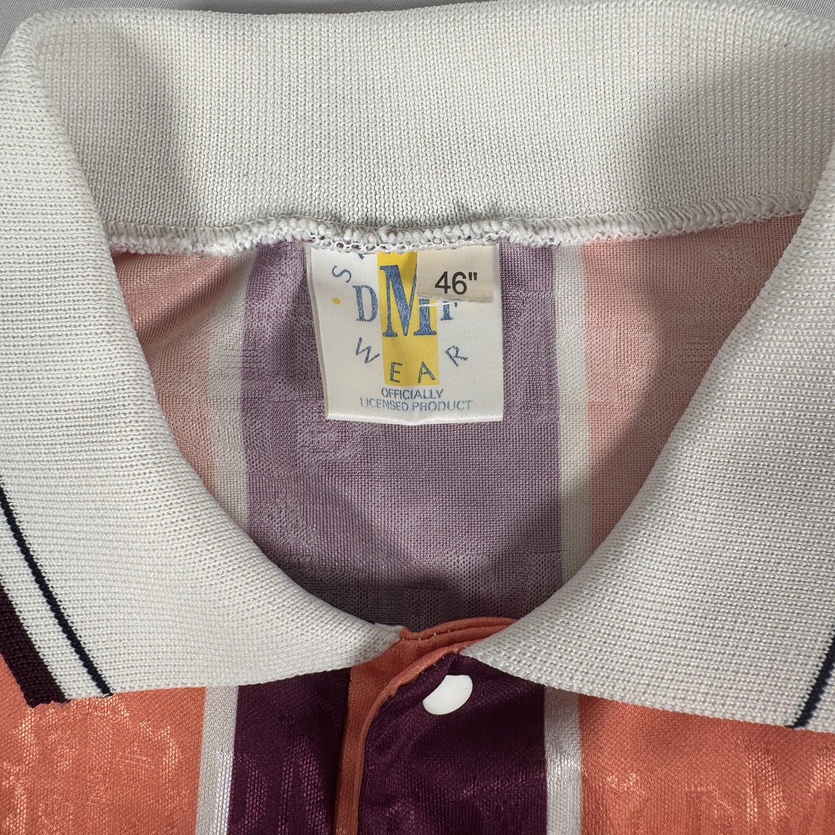 Size label inside Luton Town 1993/1994 third football shirt, size XL