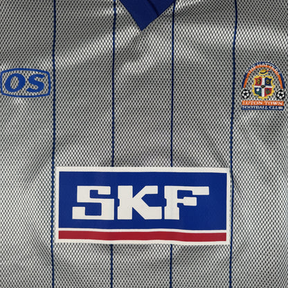Close-up of Luton Town 1999/2000/2001 third football shirt, size Large