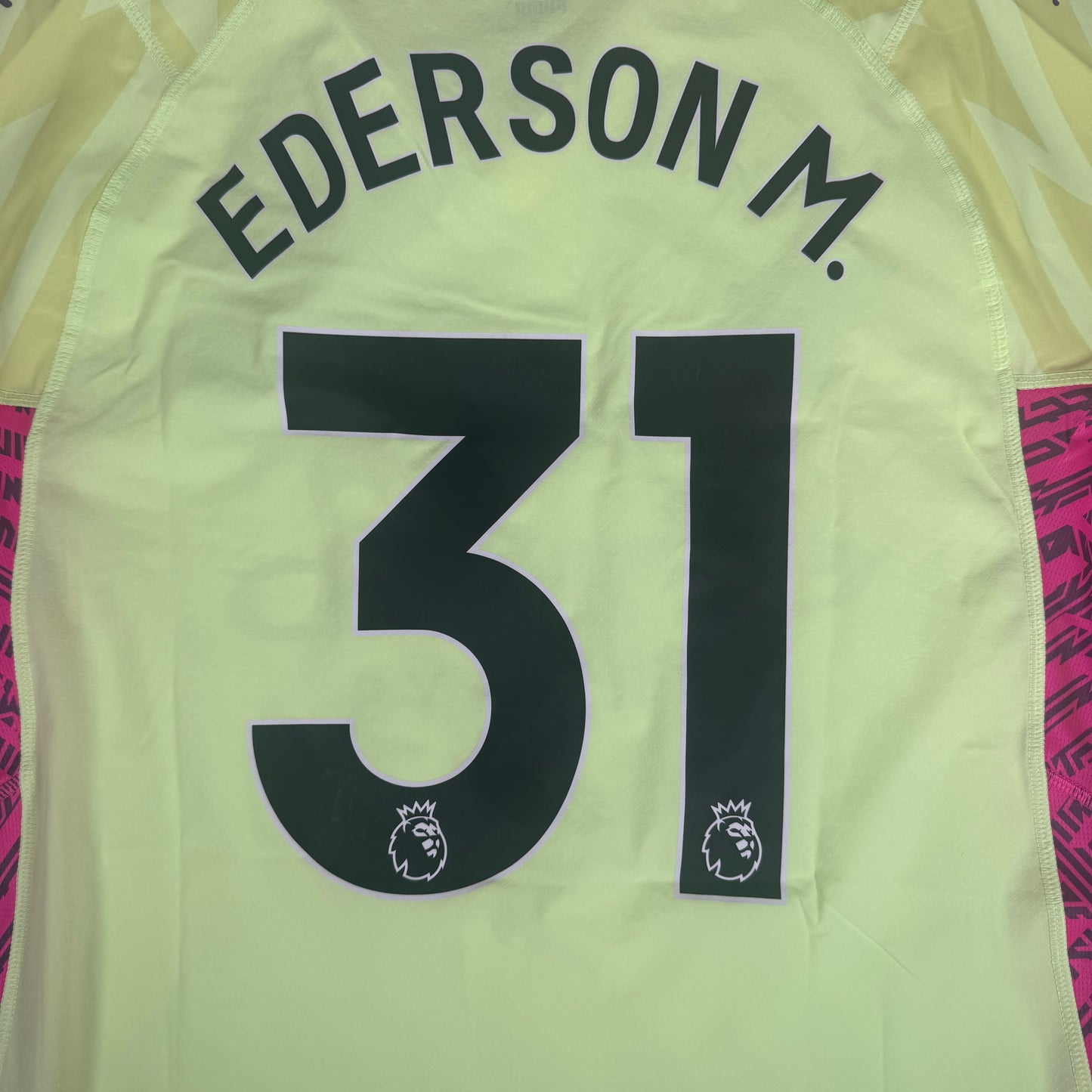 EDERSON Manchester City 2023/2024 Ultraweave Goalkeeper Football Shirt XL BNWT – Football Shirt Kingdom