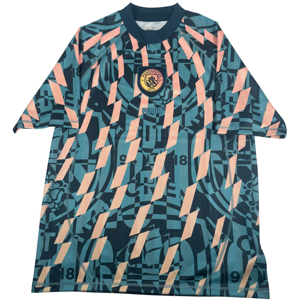 Front of Manchester City 2024/2025 leisure football shirt, size Medium