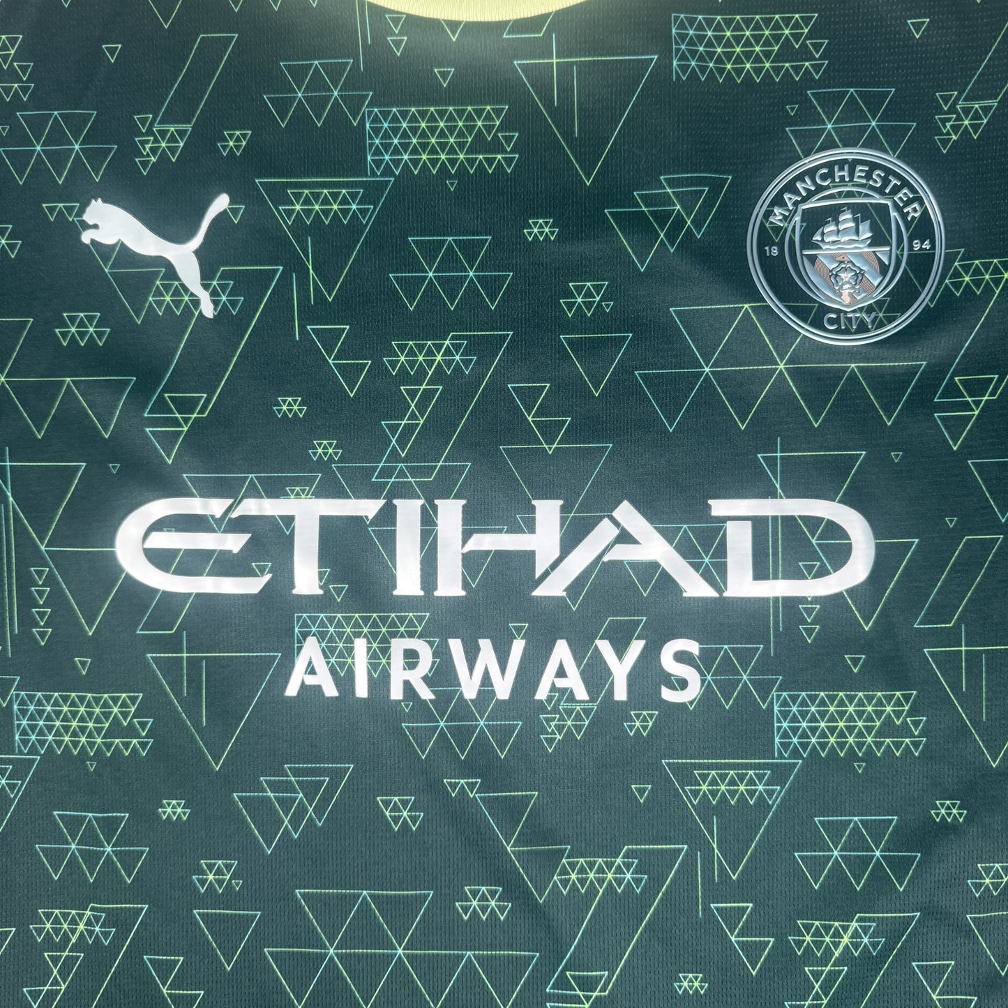 Manchester City 2025/2026 Fourth Football Shirt XXL