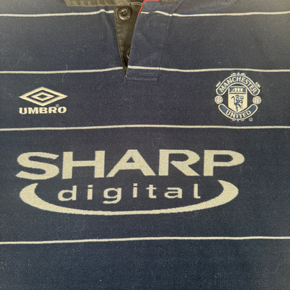 Manchester United 1999/2000 Away Football Shirt Large — front close-up