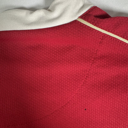 Manchester United 2006/2007 home football shirt, size Large