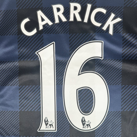 Carrick 16 Manchester United 2013/2014 Away Football Shirt Large