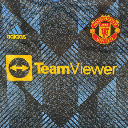 Close-up of Manchester United 2021/2022 third football shirt, size XXL