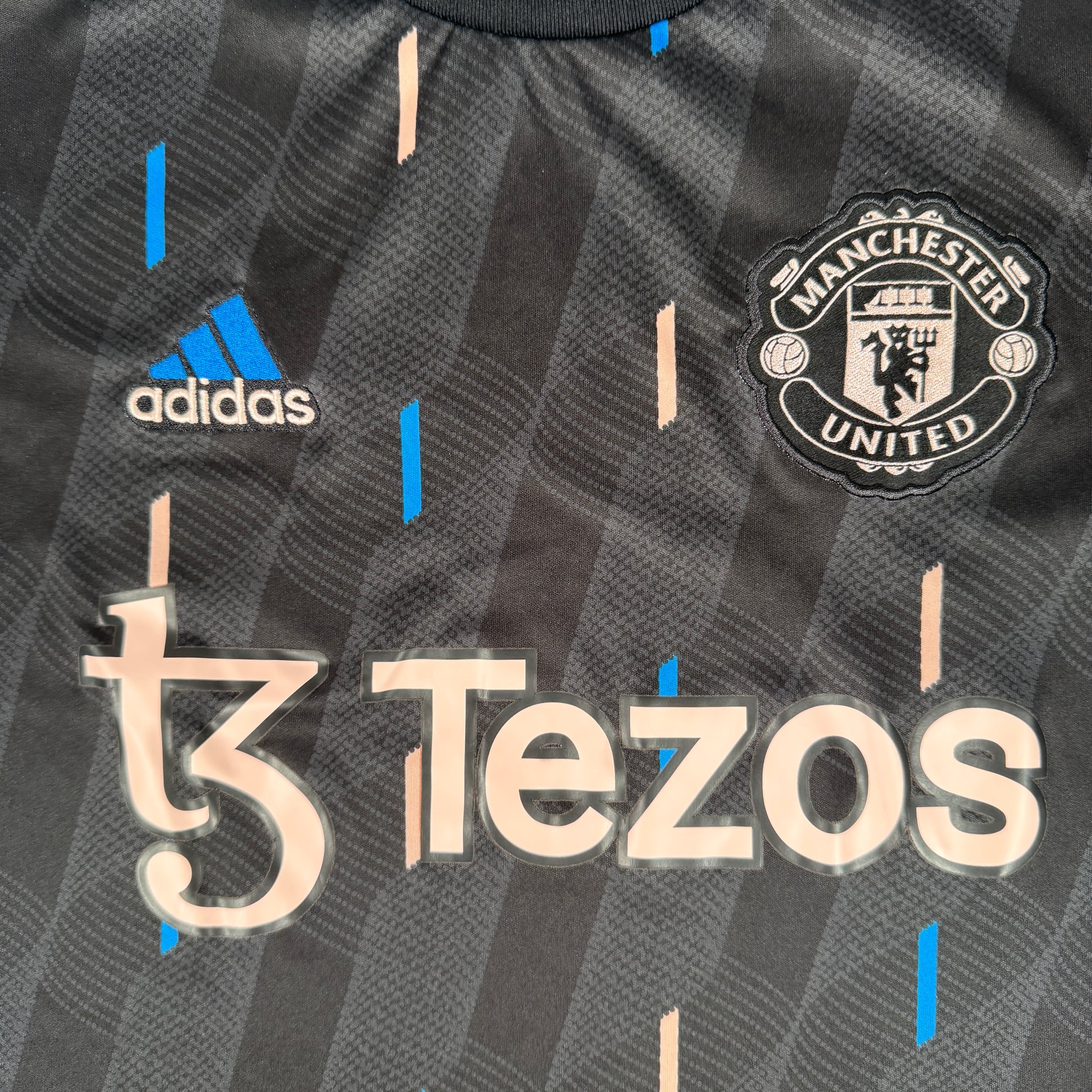 Manchester United 2022/2023 Pre Match Training Football Shirt Small – Football Shirt Kingdom