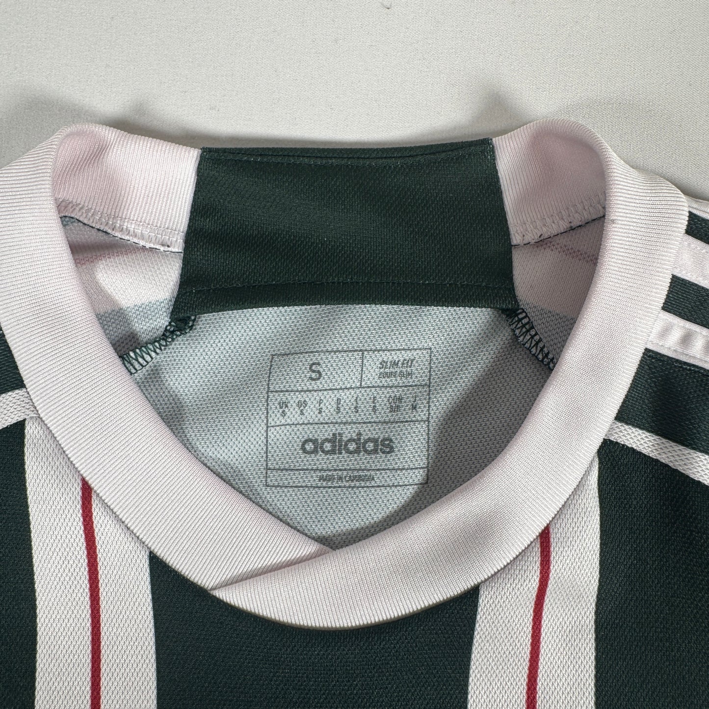 Manchester United 2023/2024 Away Football Shirt Small – Football Shirt Kingdom
