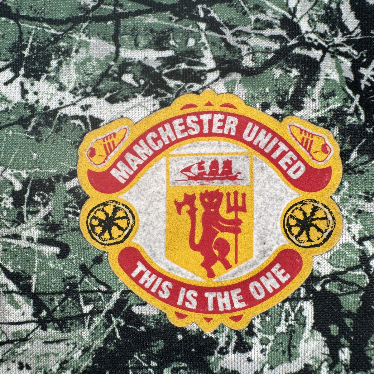 Manchester United 2023/2024 leisure football shirt, size XL