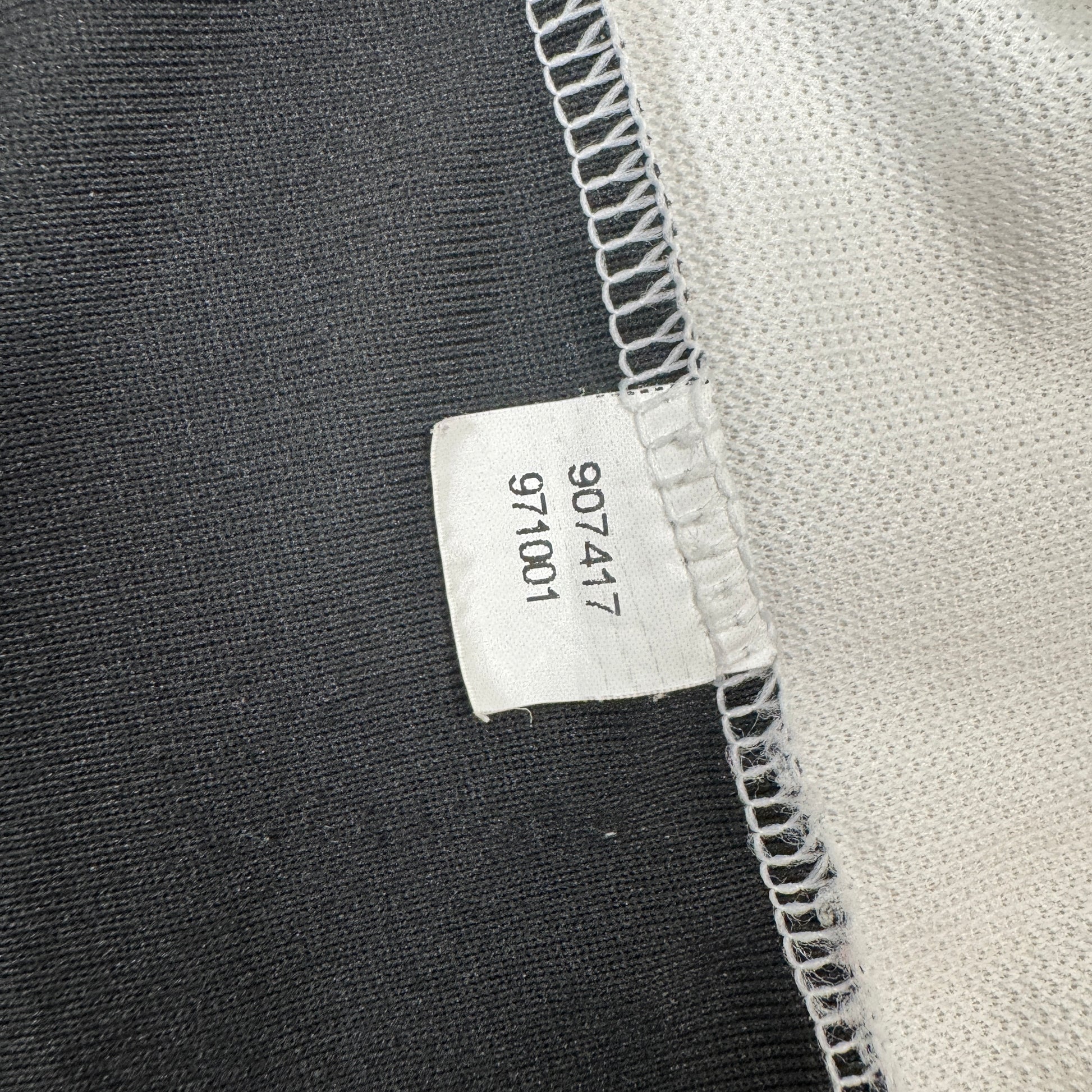 Newcastle United 2001/2002/2003 Home Football Shirt XL – Football Shirt Kingdom