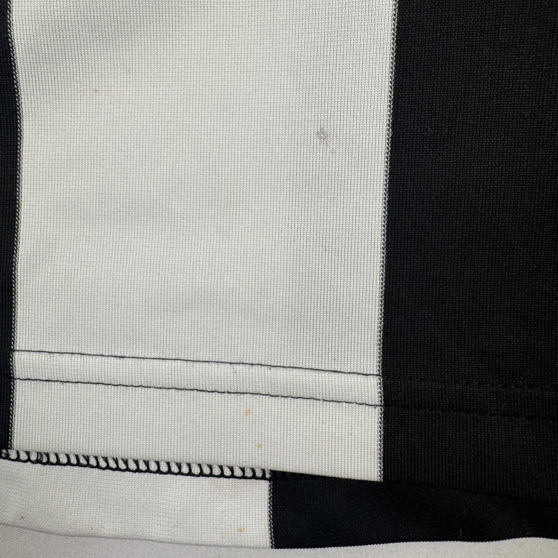MARTINS 9 Newcastle United 2007/2008/2009 Home Football Shirt Small – Football Shirt Kingdom