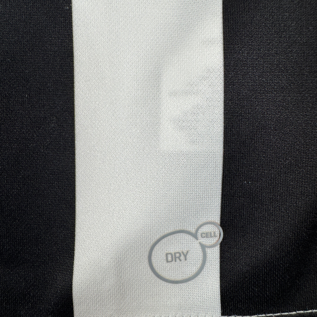 Newcastle United 2018/2019 Home Football Shirt Medium – Football Shirt Kingdom
