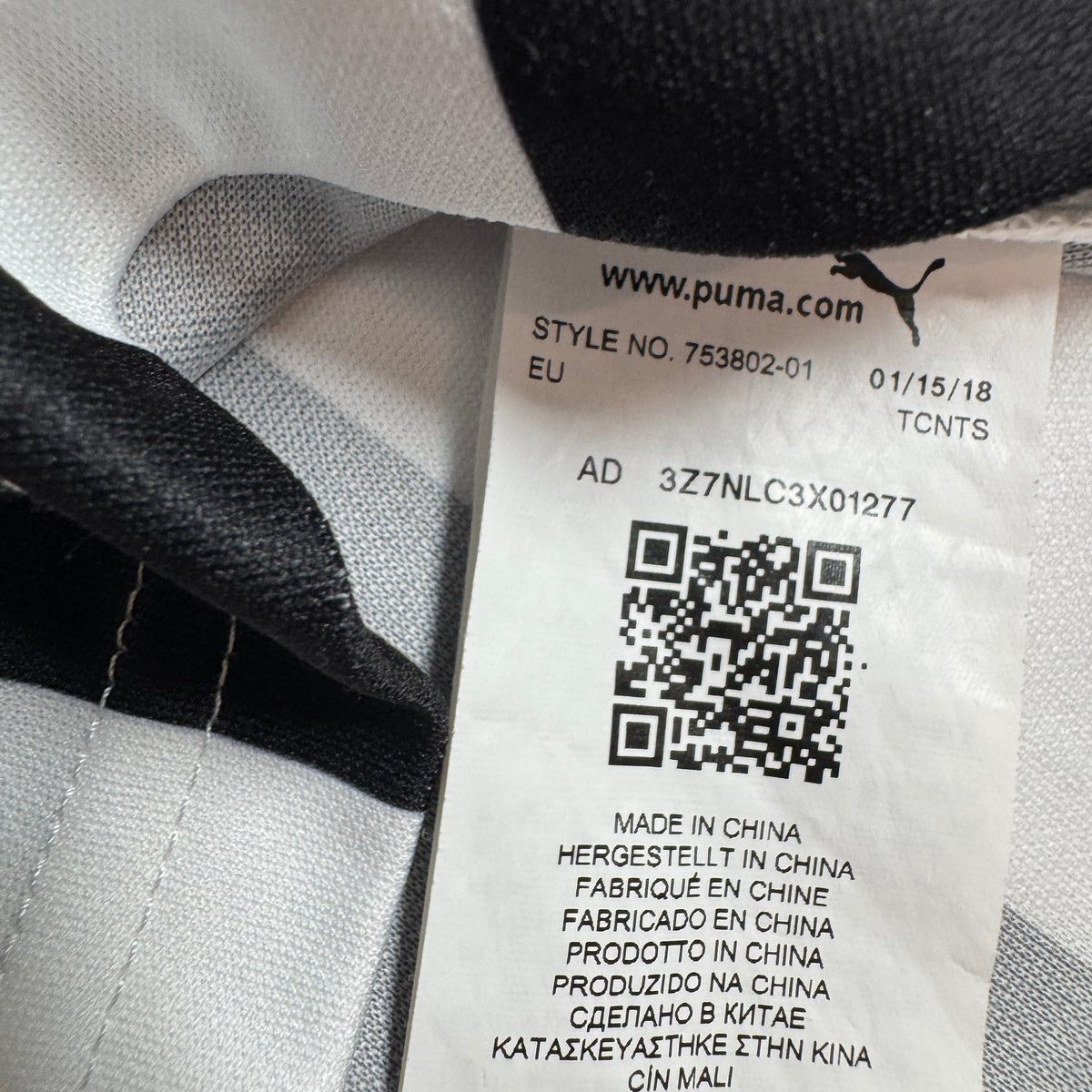 Newcastle United 2018/2019 Home Football Shirt Medium – Football Shirt Kingdom