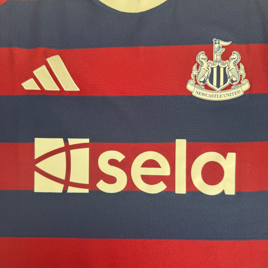Newcastle United 2024/2025 Away Football Shirt Large – Football Shirt Kingdom