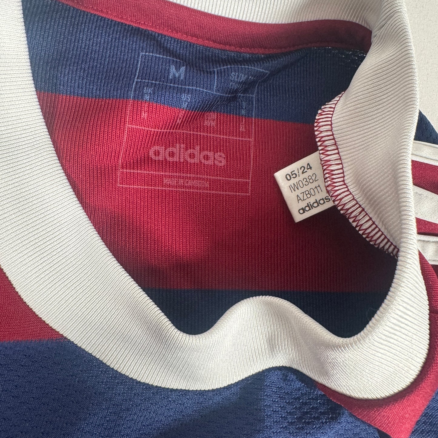 Newcastle United 2024/2025 Away Football Shirt Medium – Football Shirt Kingdom