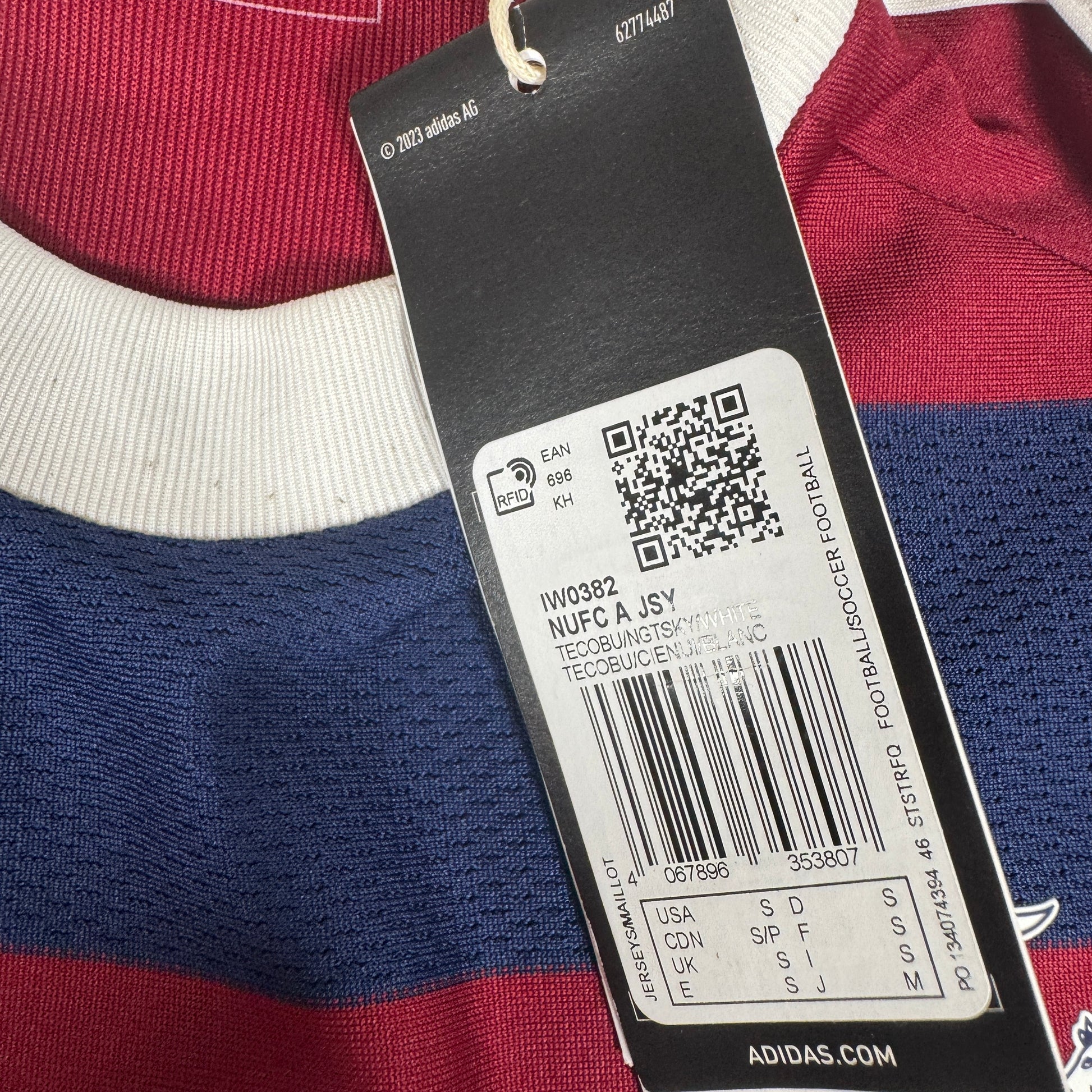 Newcastle United 2024/2025 Away Football Shirt Small BNWT – Football Shirt Kingdom