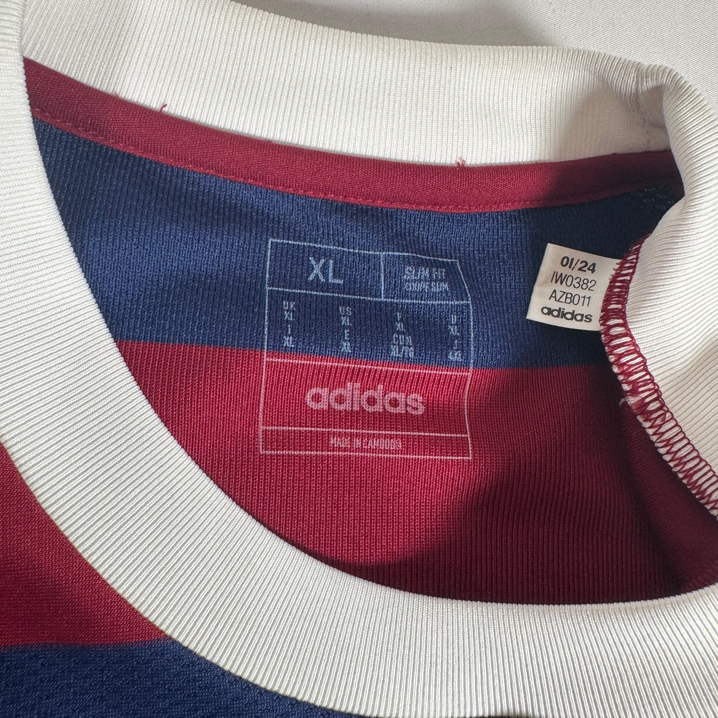 Newcastle United 2024/2025 Away Football Shirt XL – Football Shirt Kingdom
