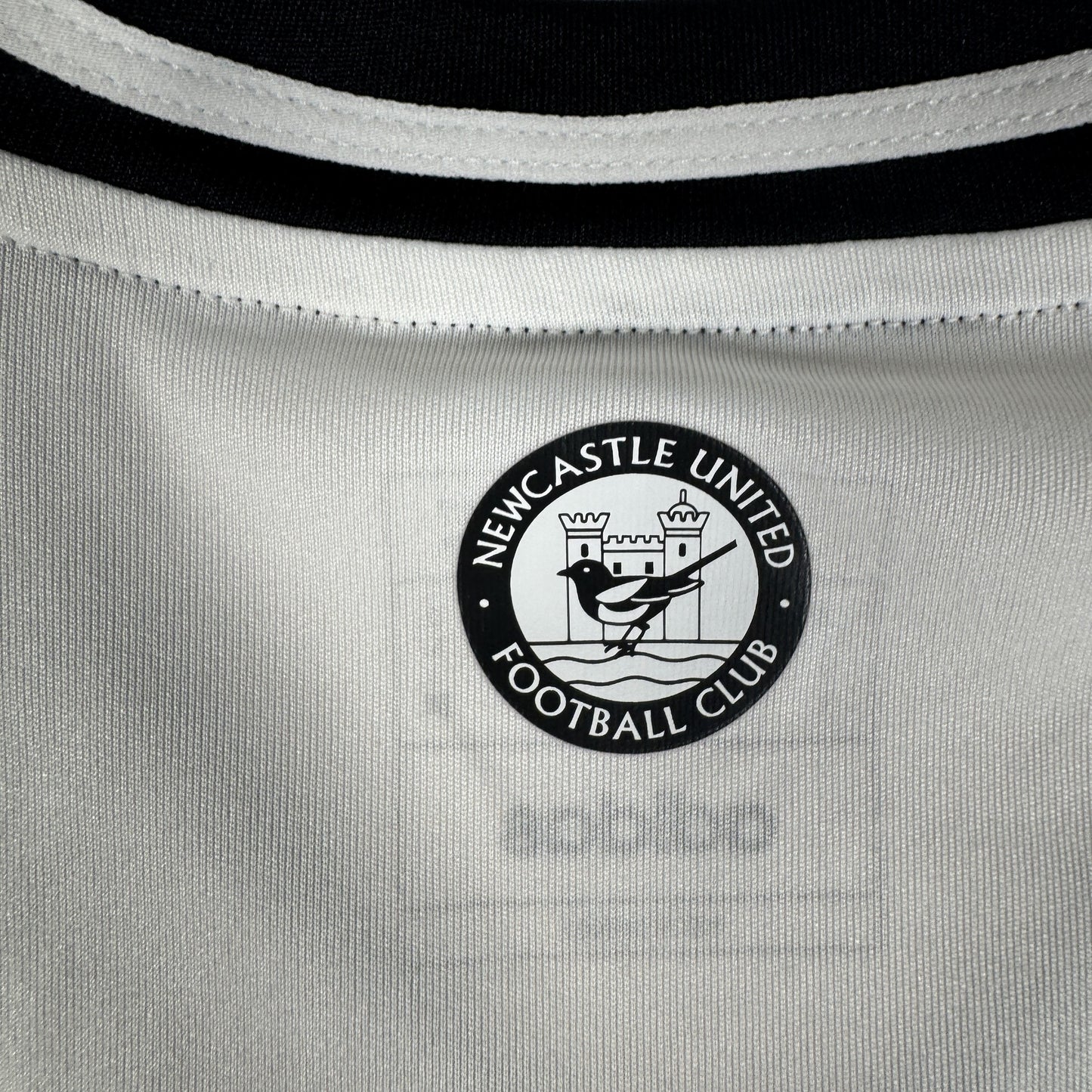 Newcastle United 2024/2025 Home Football Shirt Large