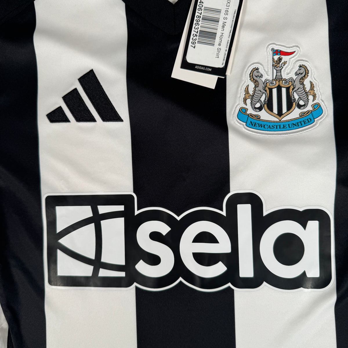 Newcastle United 2024/2025 Home Football Shirt Small BNWT BNIB – Football Shirt Kingdom