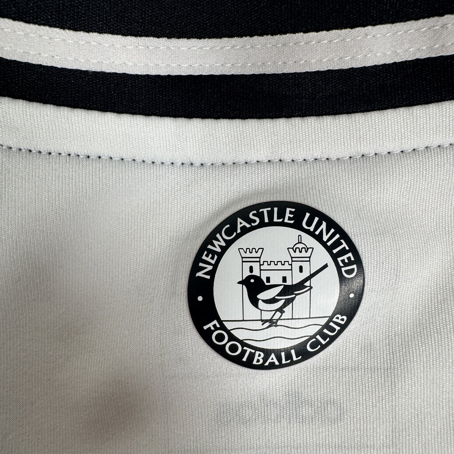 Newcastle United 2024/2025 Home Football Shirt XXL