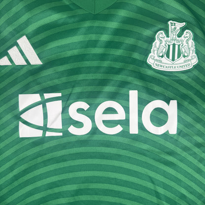 Newcastle United 2025/2026 Away Football Shirt 3XL — front close-up