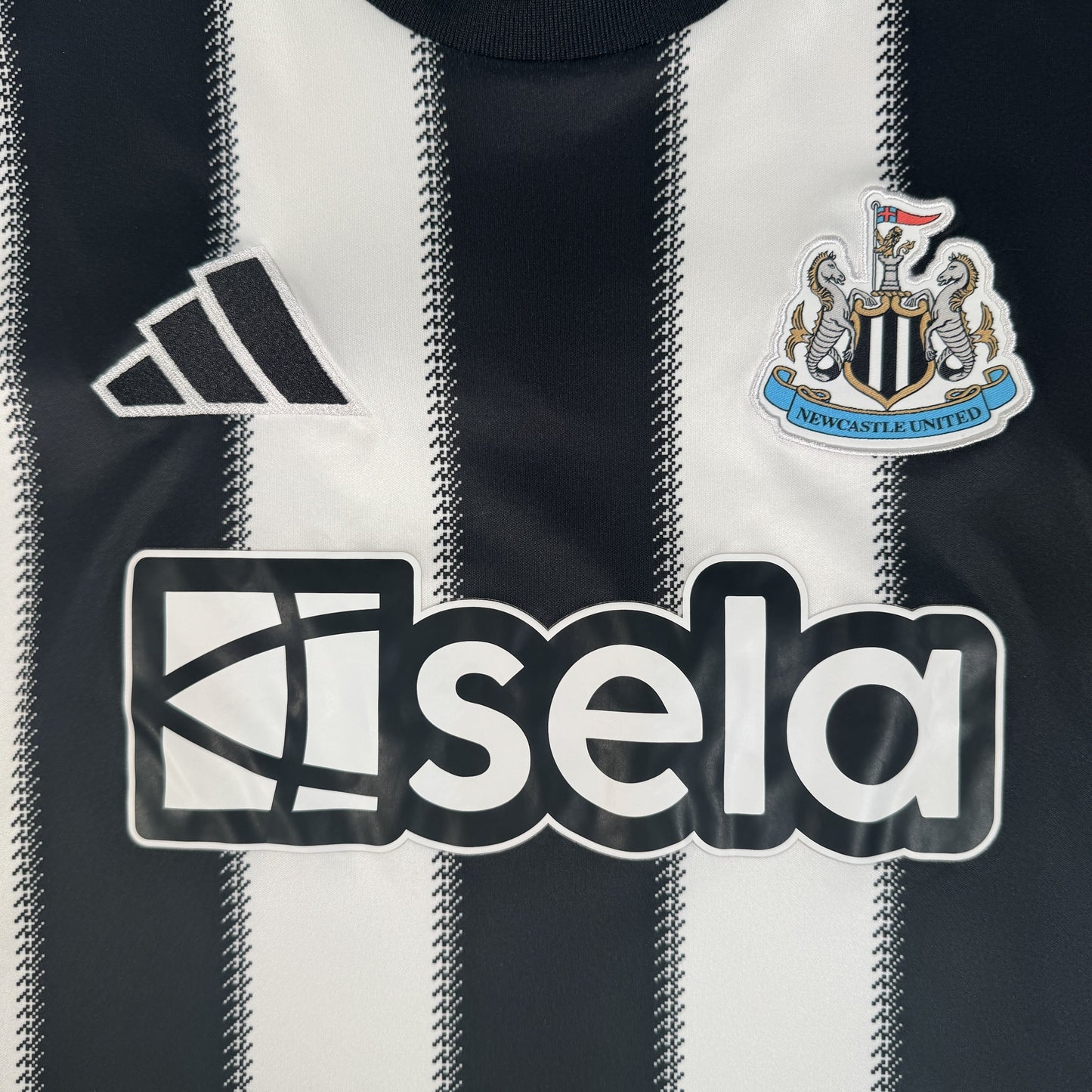 Newcastle United 2025/2026 Home Football Shirt 3XL