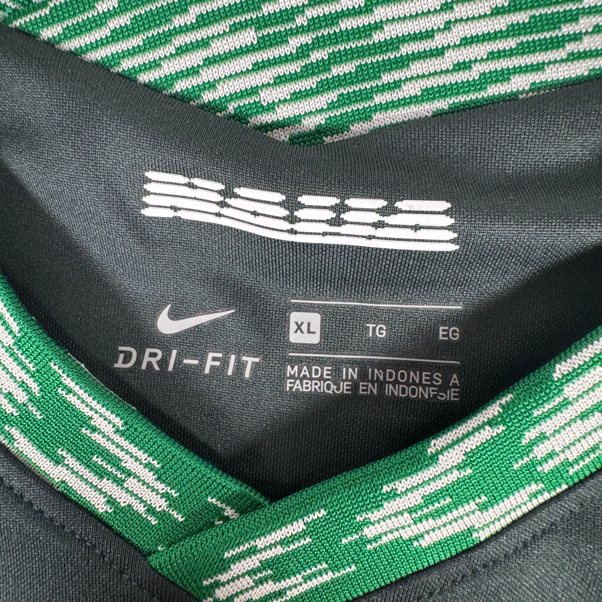 Nigeria 2020/2021/2022 Away Football Shirt XL – Football Shirt Kingdom