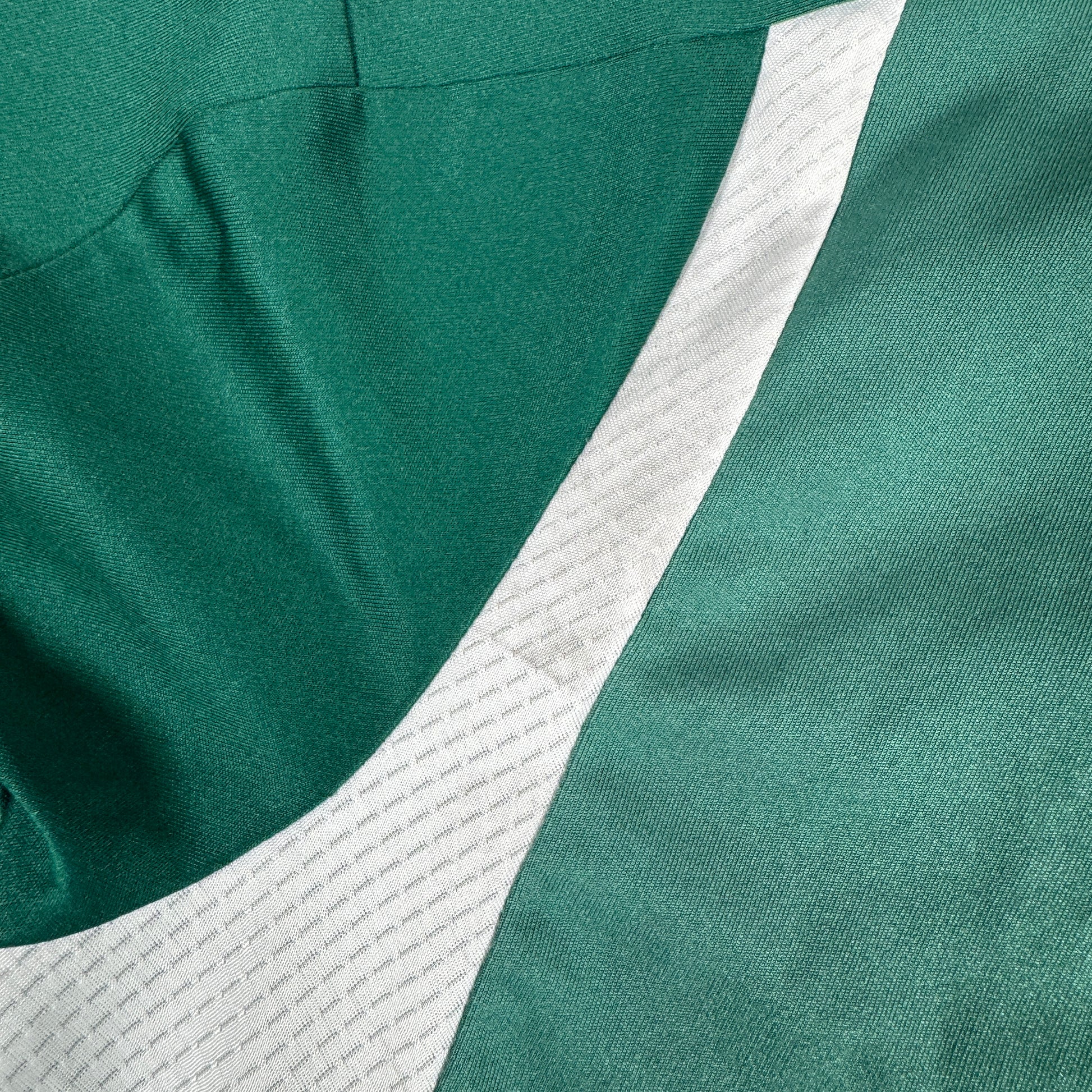 Northern Ireland 2022/2023/2024 Home Football Shirt Large – Football Shirt Kingdom