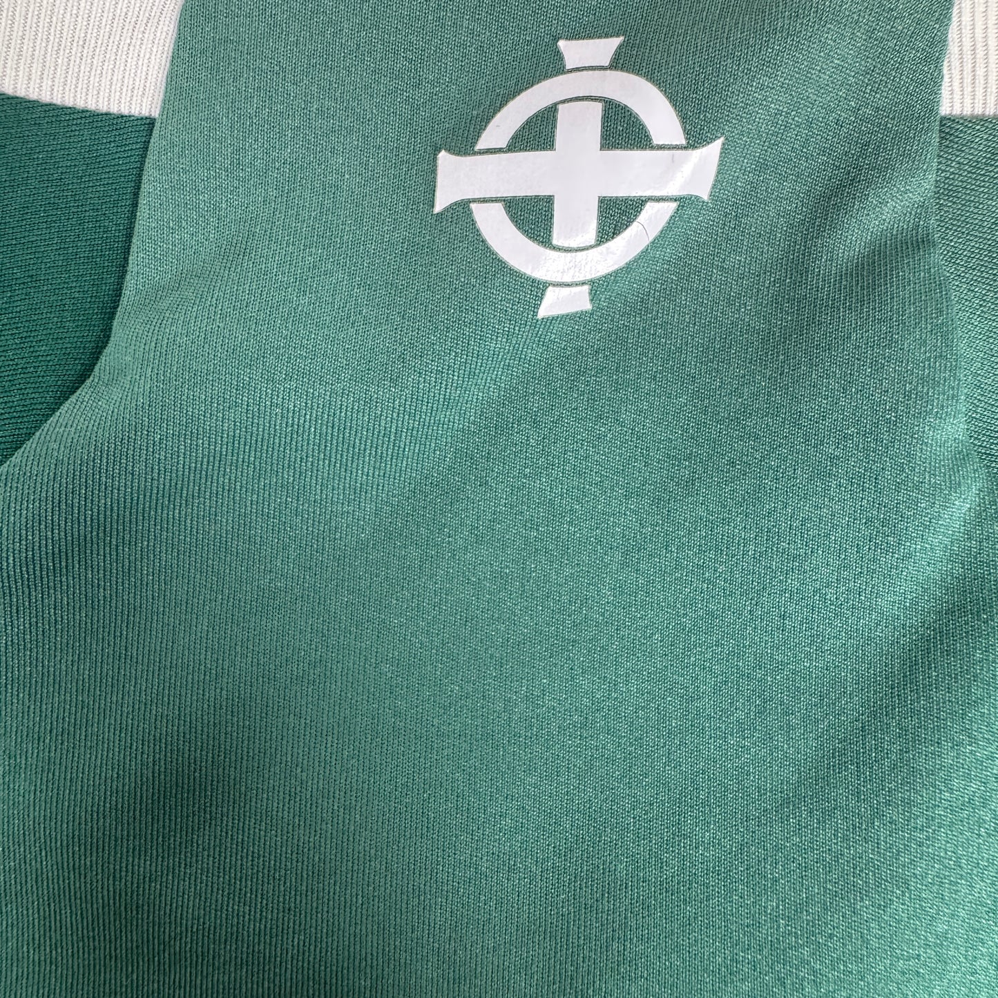 Northern Ireland 2022/2023/2024 Home Football Shirt Small – Football Shirt Kingdom