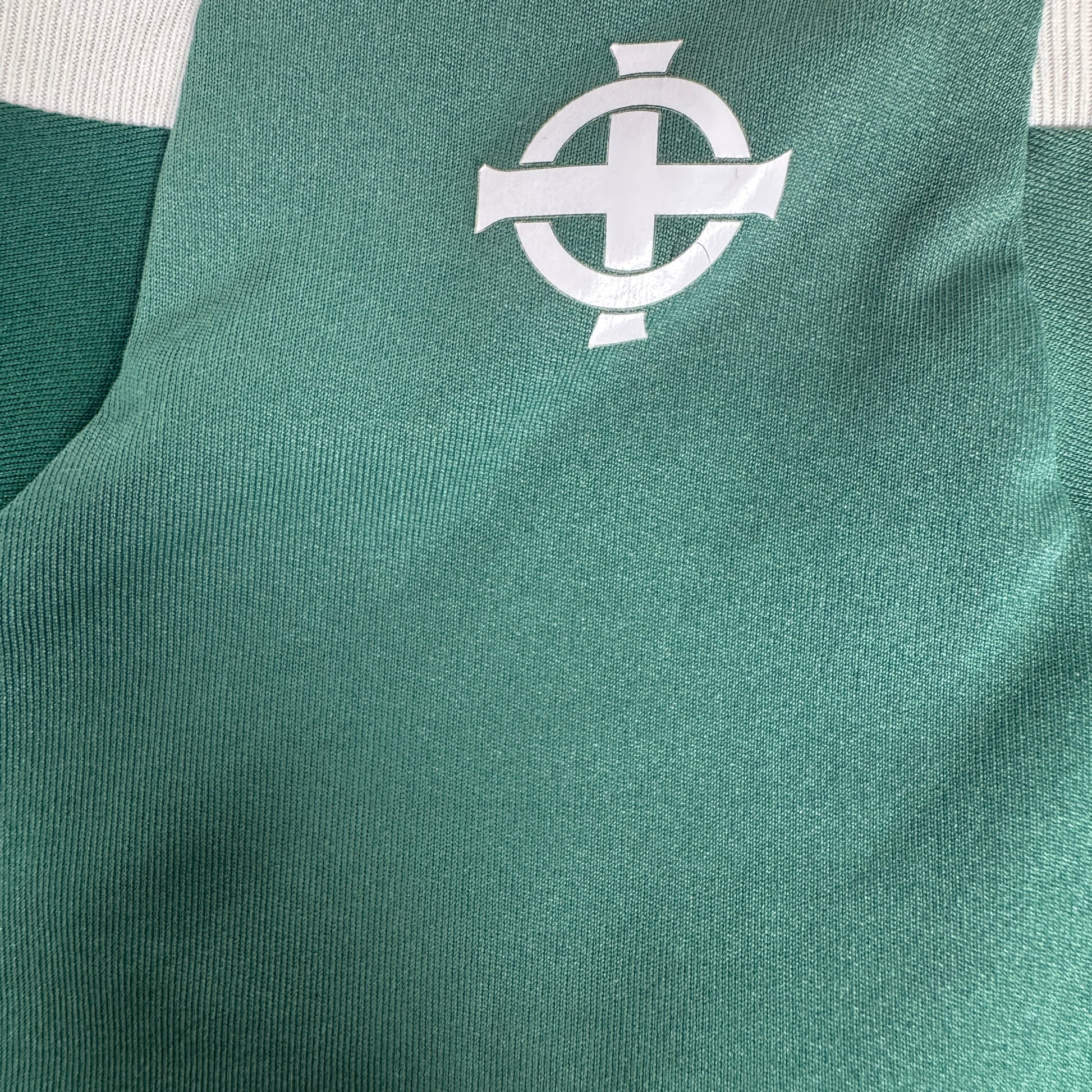 Northern Ireland 2022/2023/2024 Home Football Shirt Small – Football Shirt Kingdom
